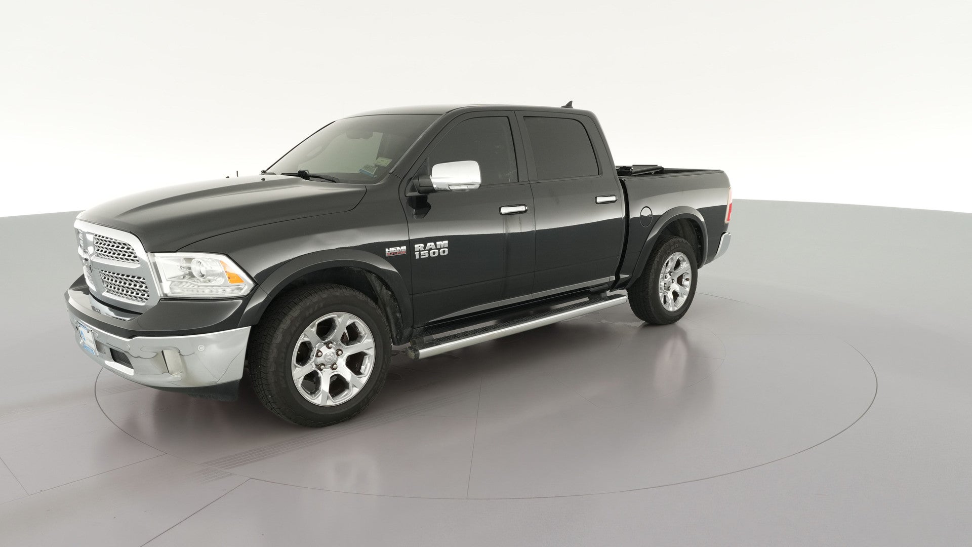 2016 Ram 1500 Crew Cab vehicle photo