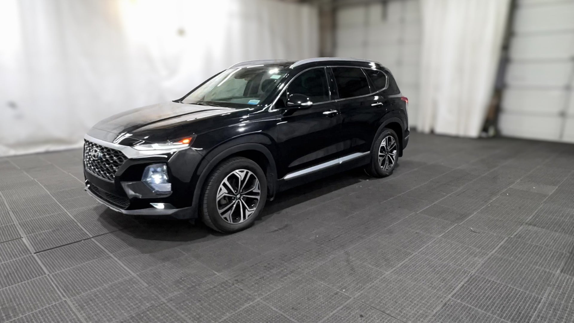 2020 Hyundai Santa Fe vehicle photo