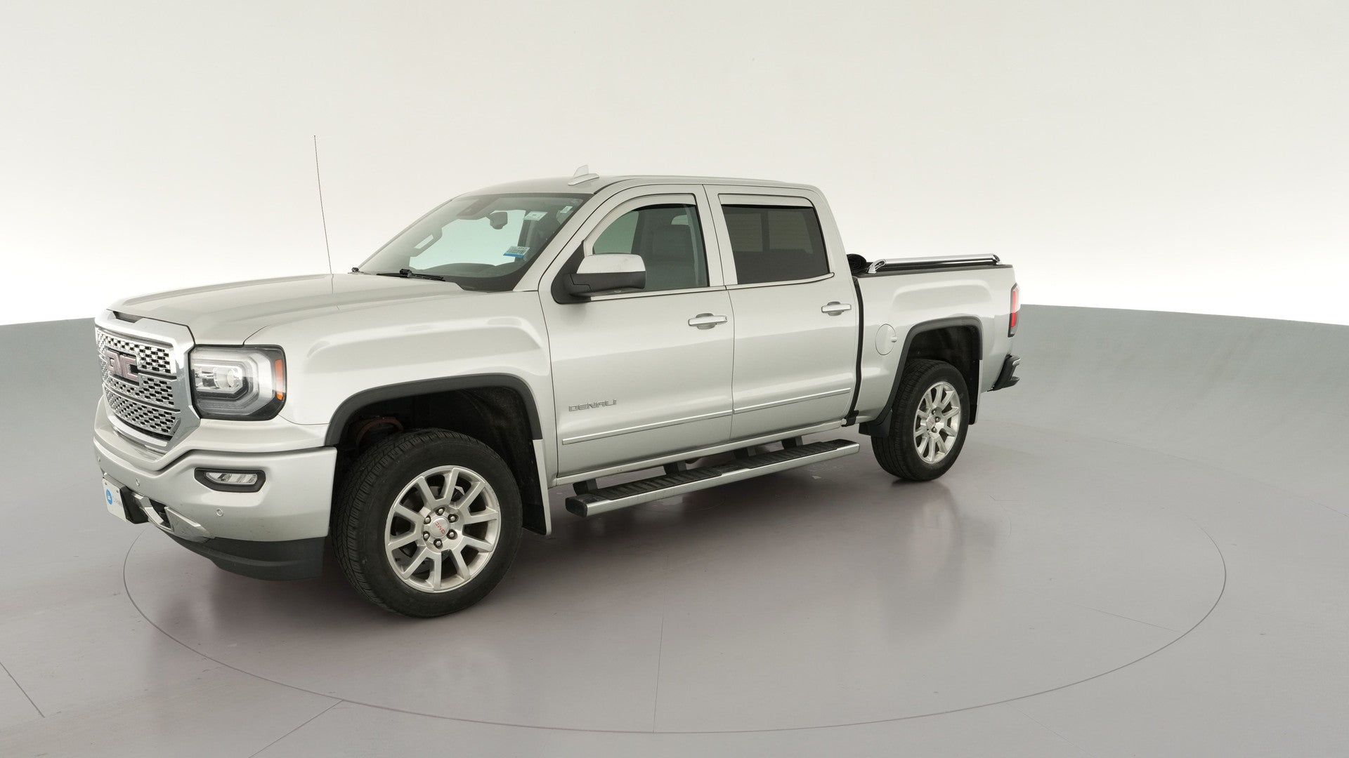 2018 GMC Sierra 1500 Crew Cab vehicle photo