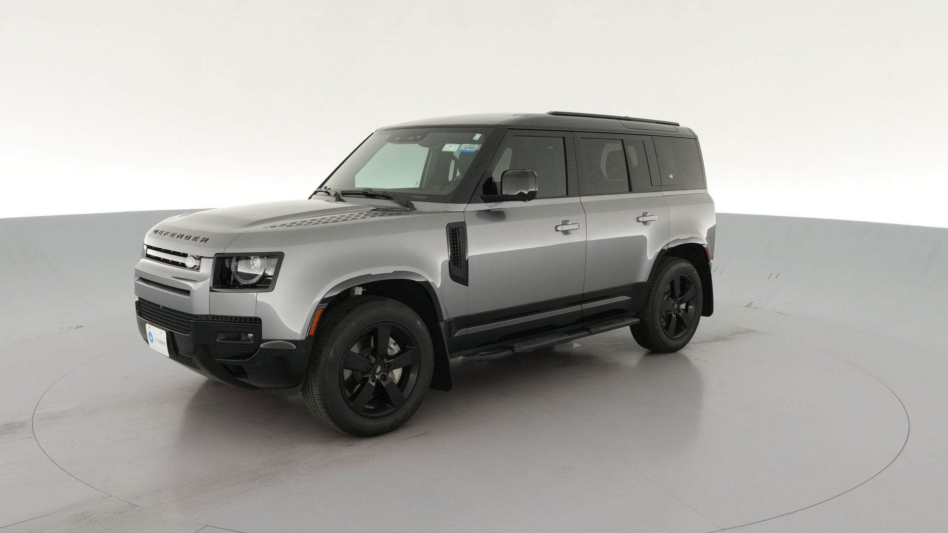 2024 Land Rover Defender 110 vehicle photo