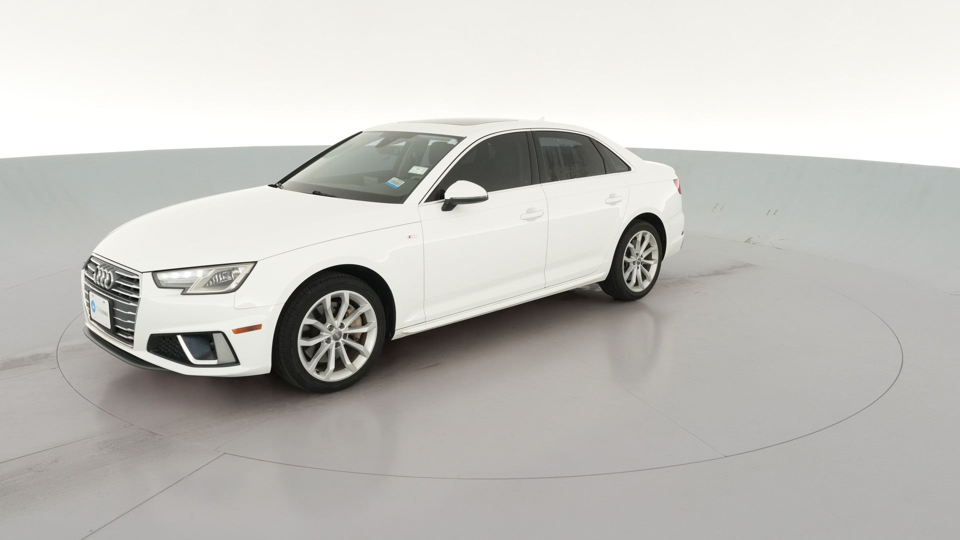 2019 Audi A4 vehicle photo