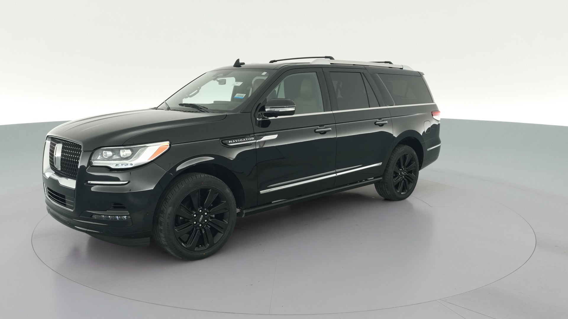 2023 Lincoln Navigator L vehicle photo