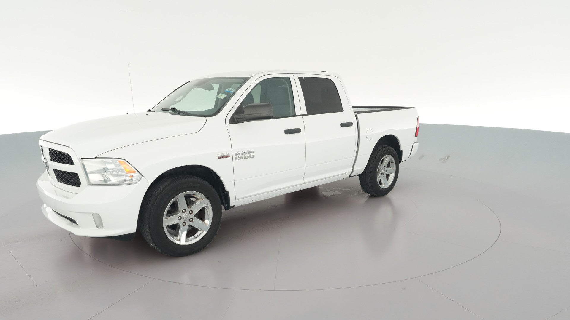 2014 Ram 1500 Crew Cab vehicle photo