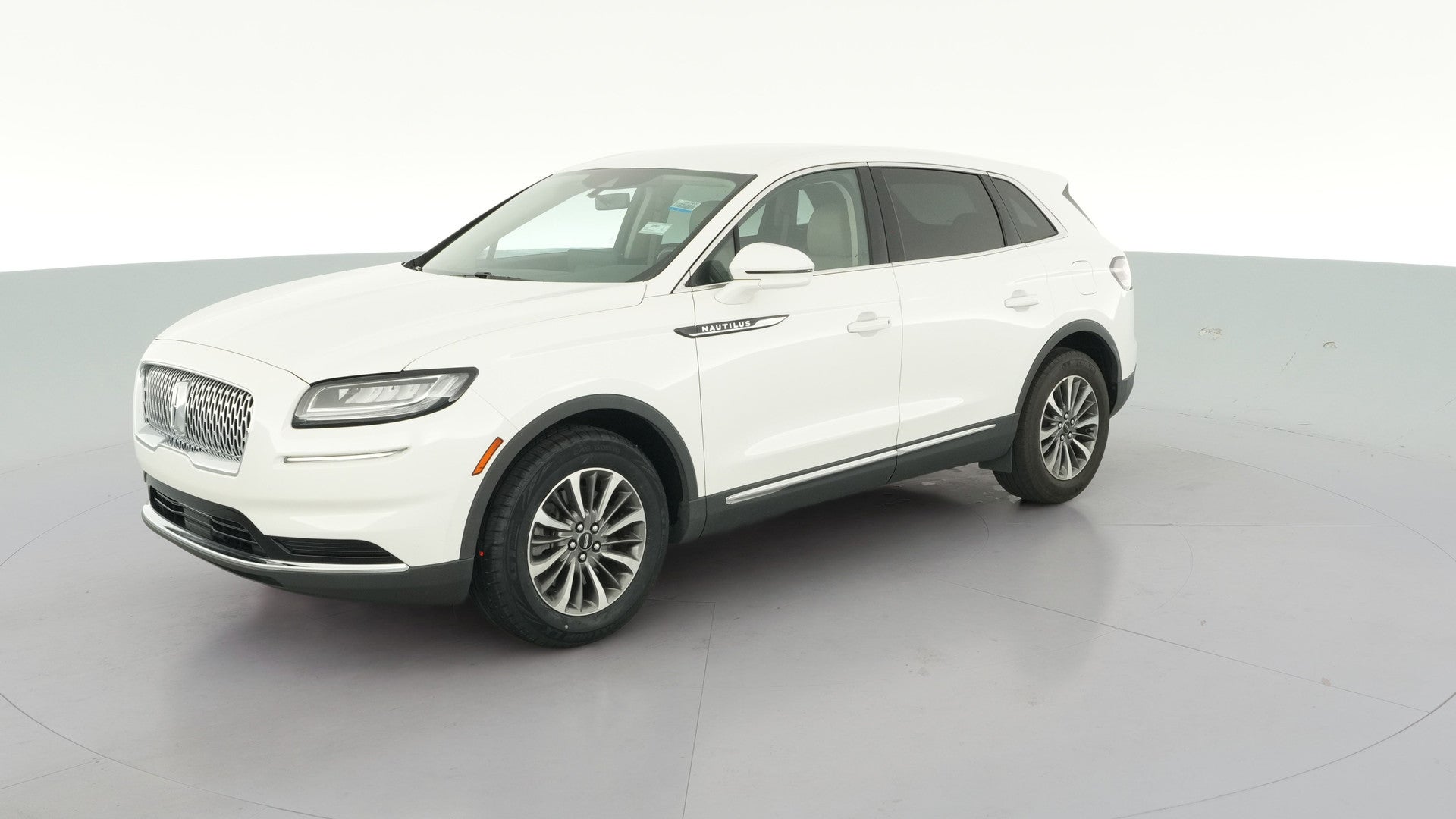 2022 Lincoln Nautilus vehicle photo