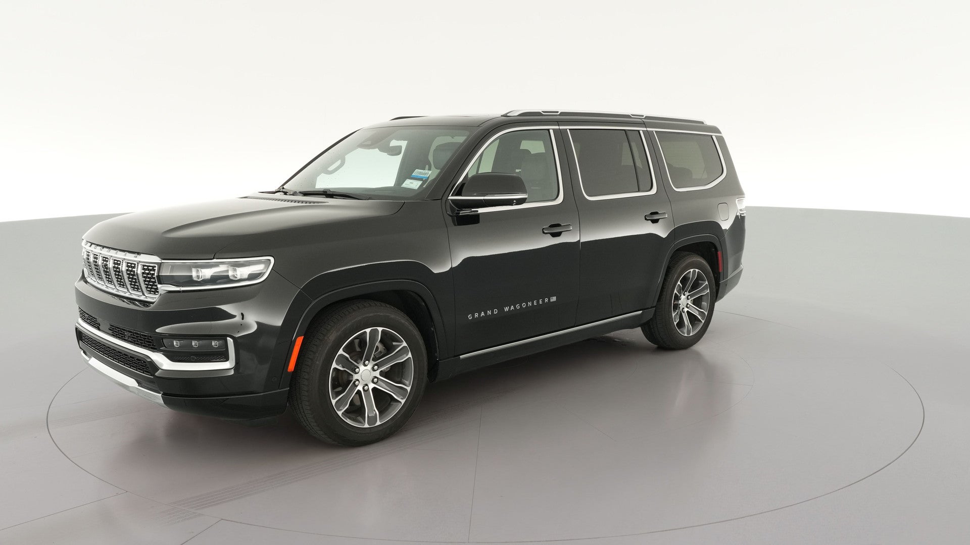2022 Jeep Grand Wagoneer vehicle photo