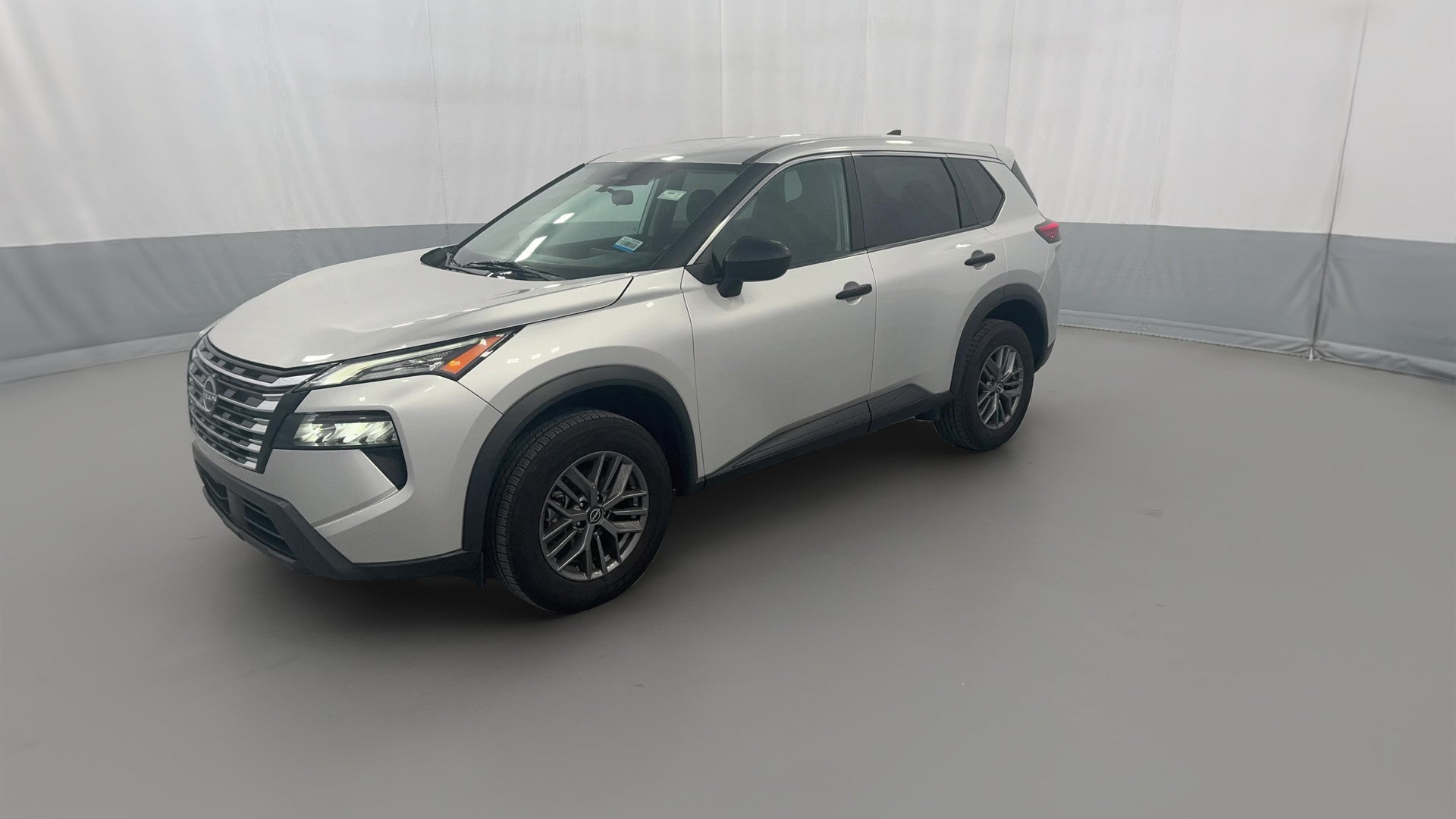 2024 Nissan Rogue vehicle photo