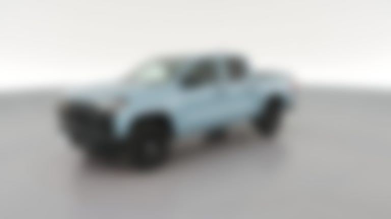 2025 Chevrolet Colorado Crew Cab vehicle photo