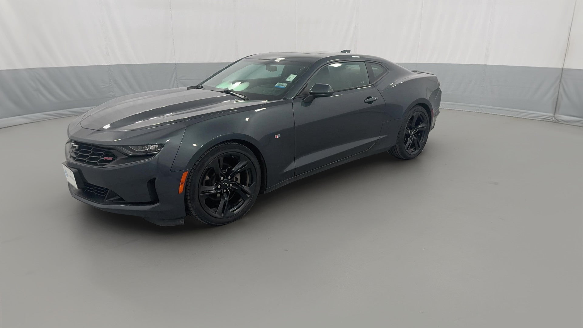 2021 Chevrolet Camaro vehicle photo