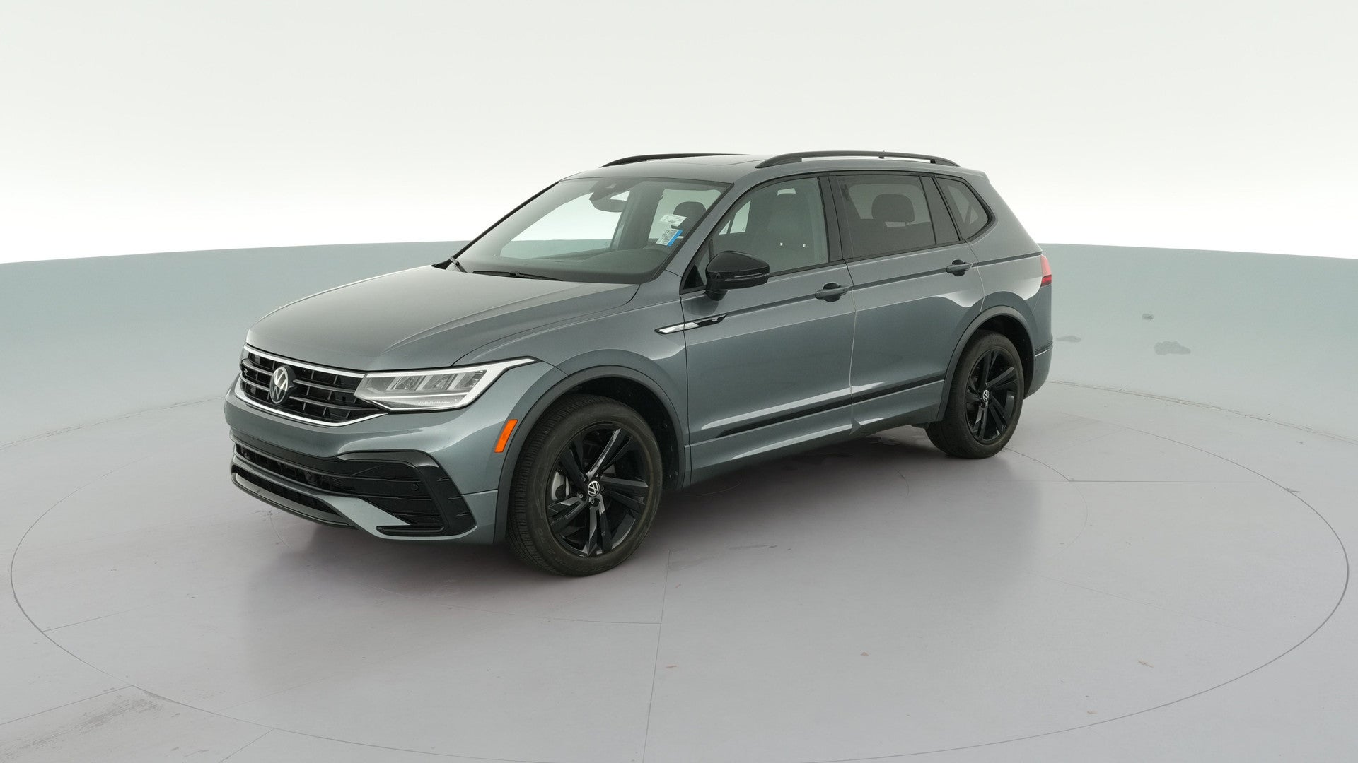 2024 Volkswagen Tiguan vehicle photo