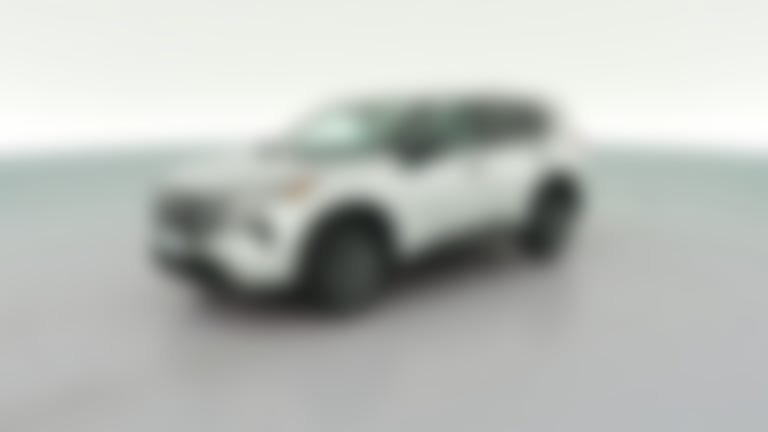 2024 Nissan Rogue vehicle photo