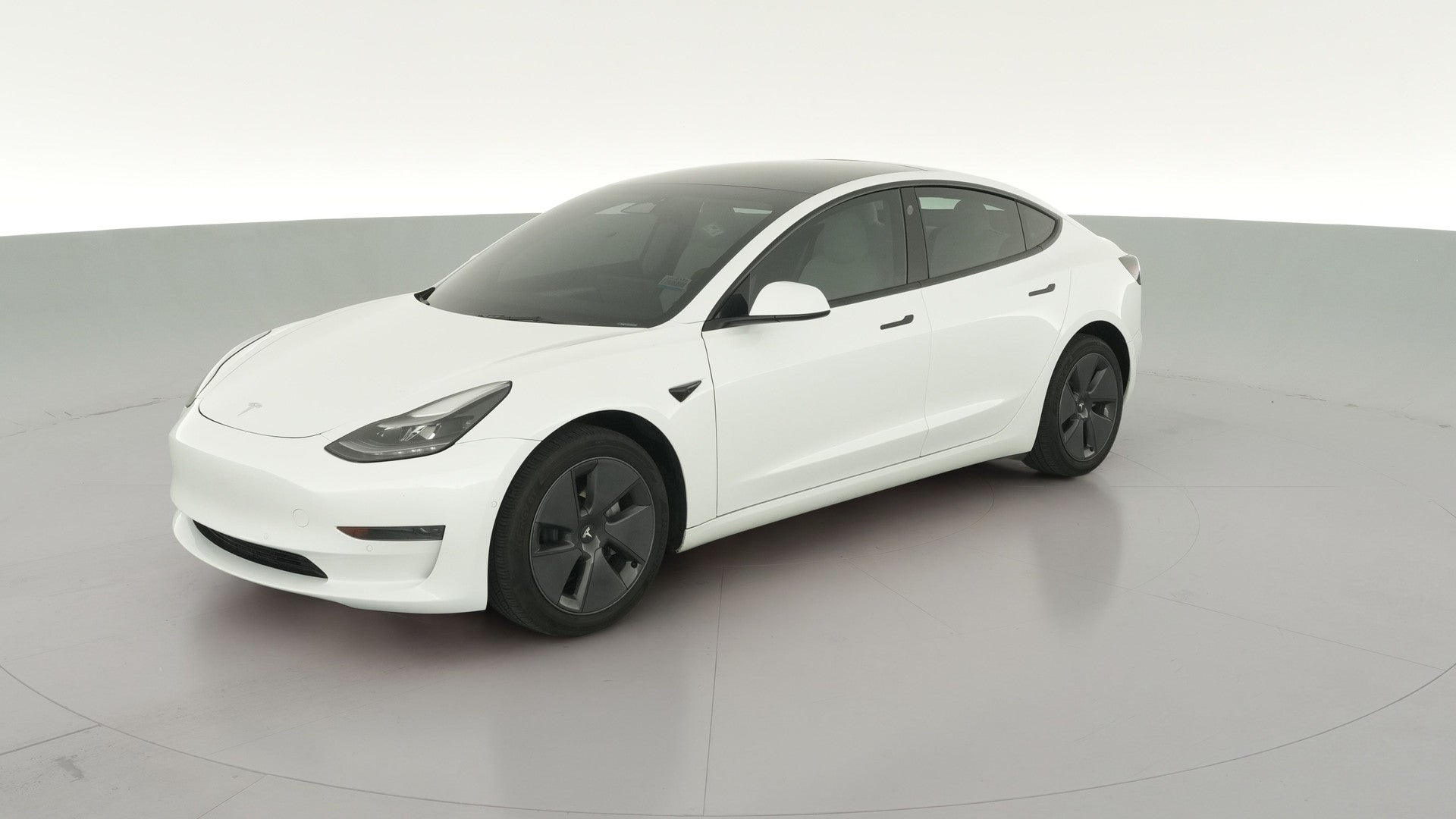 2022 Tesla Model 3 vehicle photo