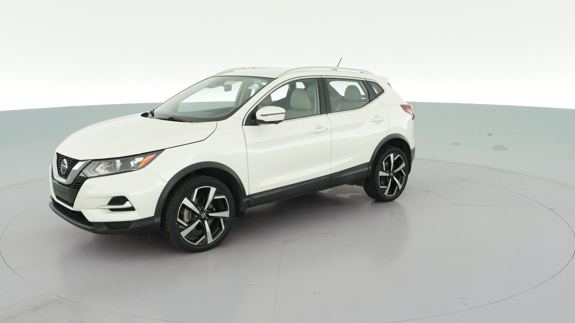 2020 Nissan Rogue Sport vehicle photo