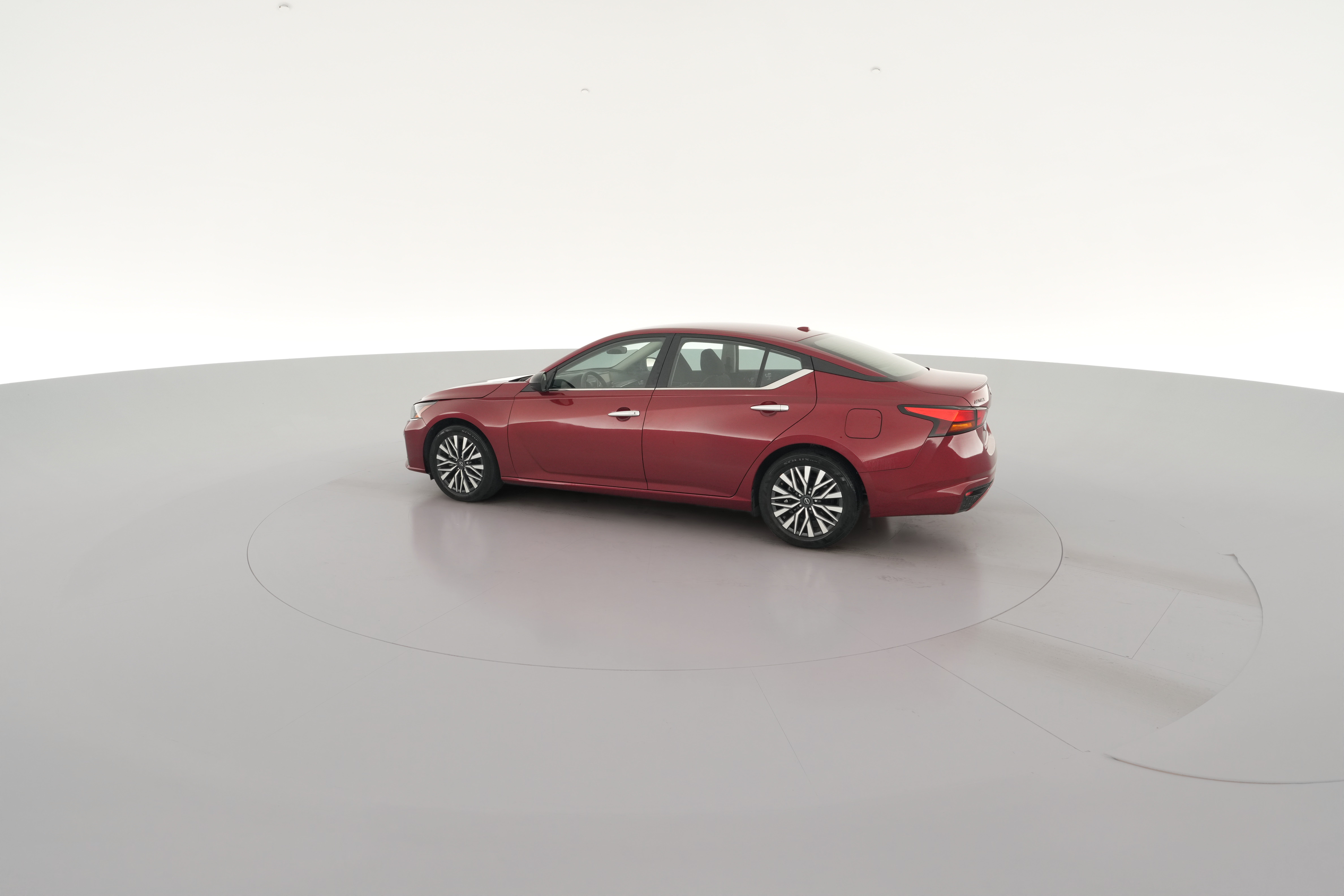 2025 Nissan Altima SV - Photo 29