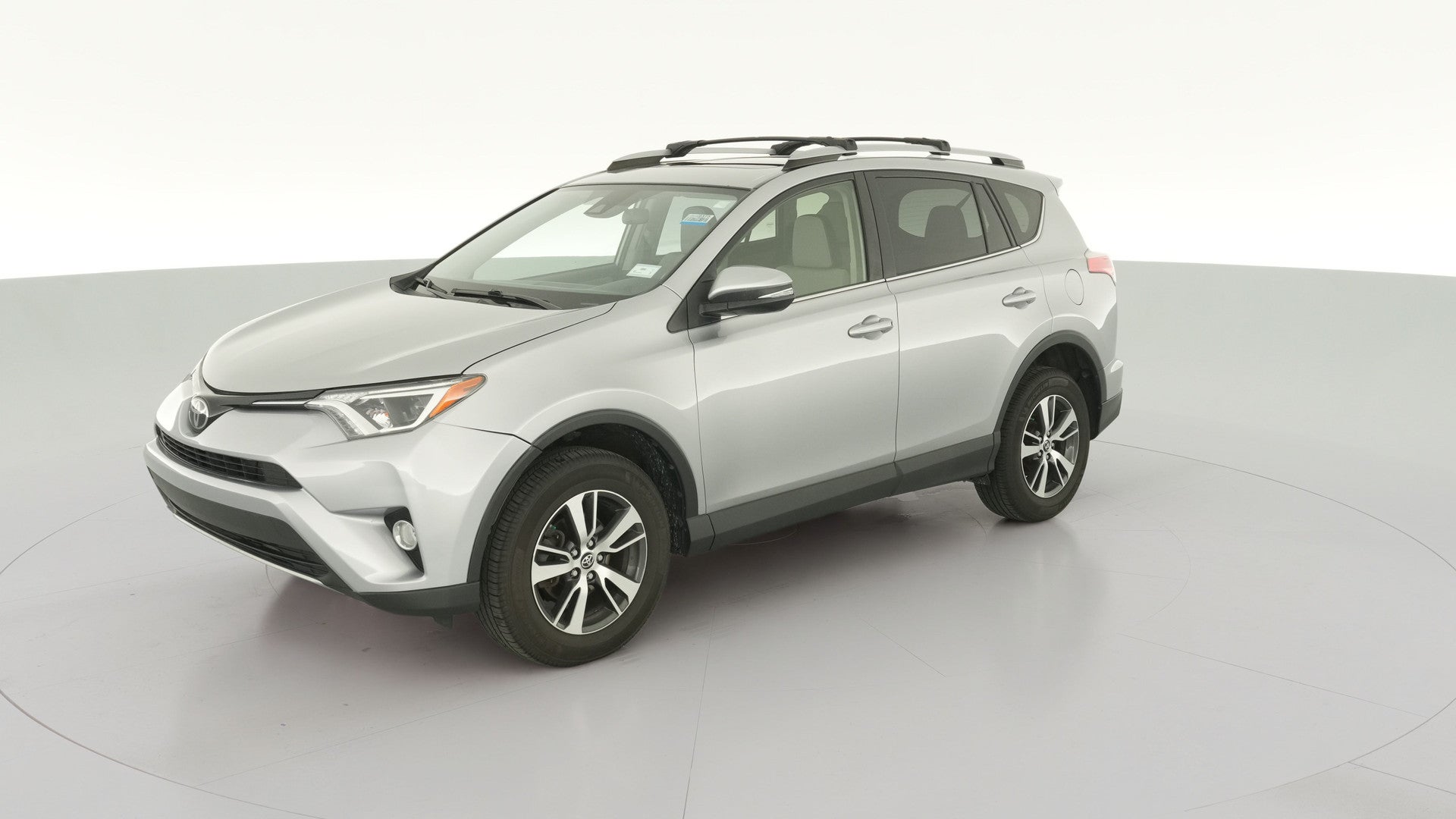 2018 Toyota RAV4 vehicle photo