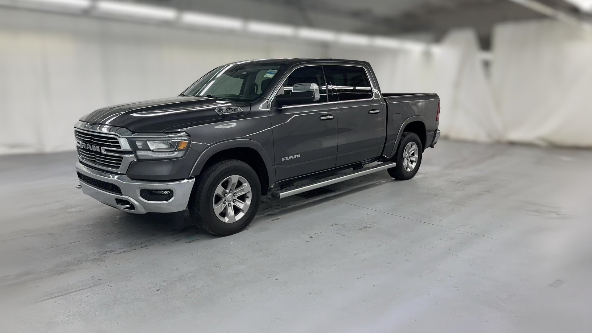 2022 Ram 1500 Crew Cab vehicle photo