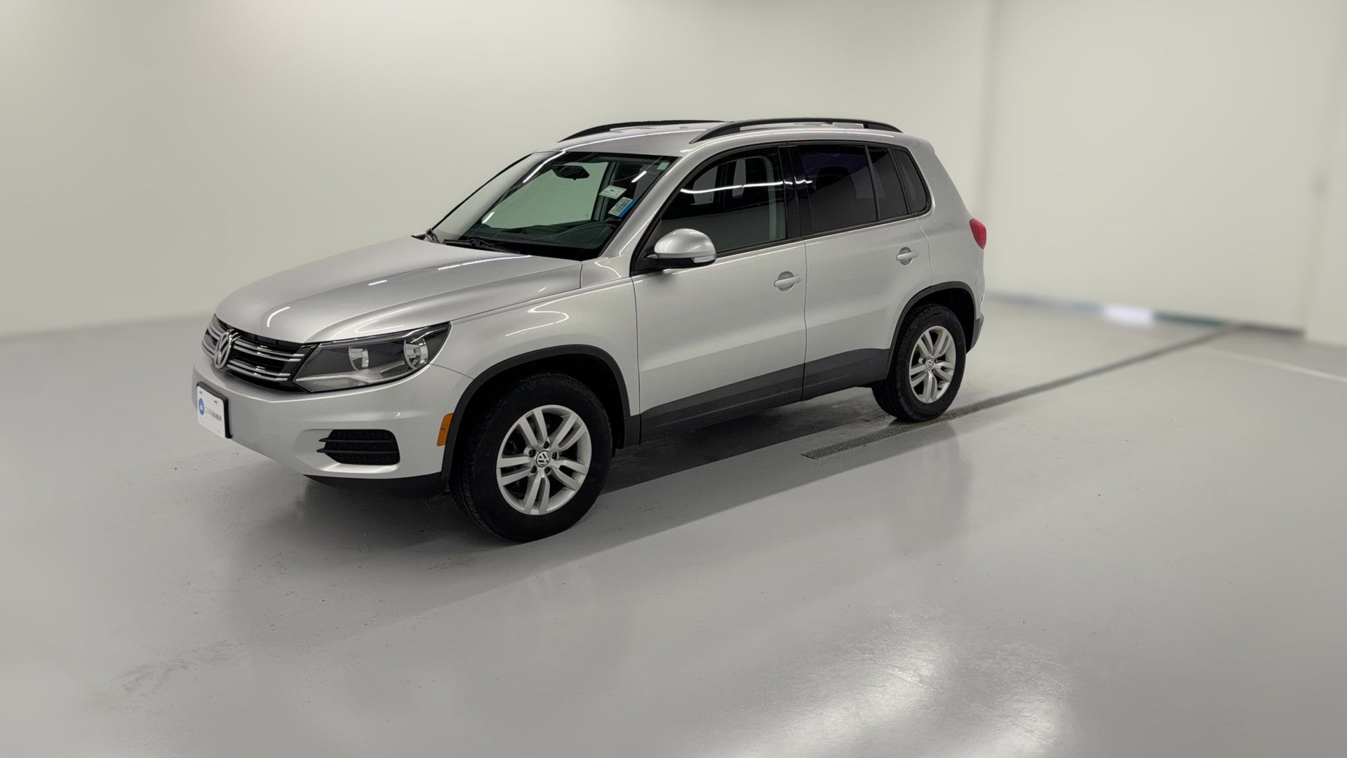 2015 Volkswagen Tiguan vehicle photo