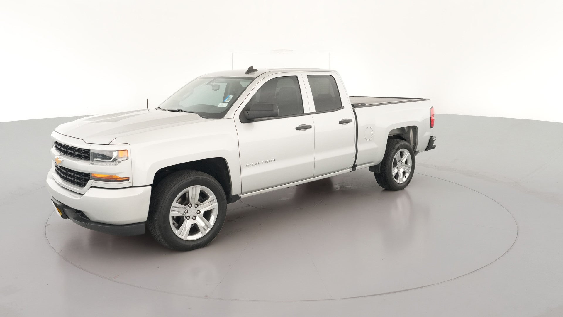 2019 Chevrolet Silverado 1500 LD Double Cab vehicle photo
