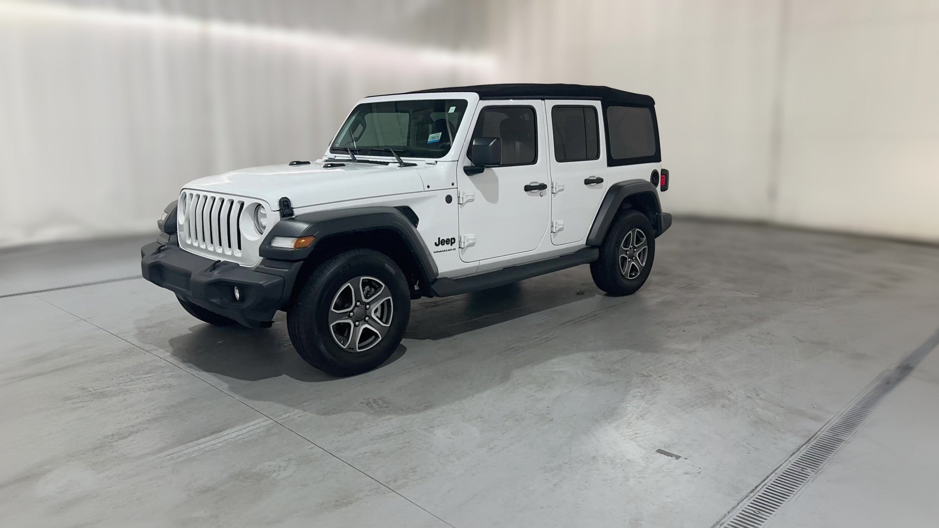 2023 Jeep Wrangler Unlimited vehicle photo