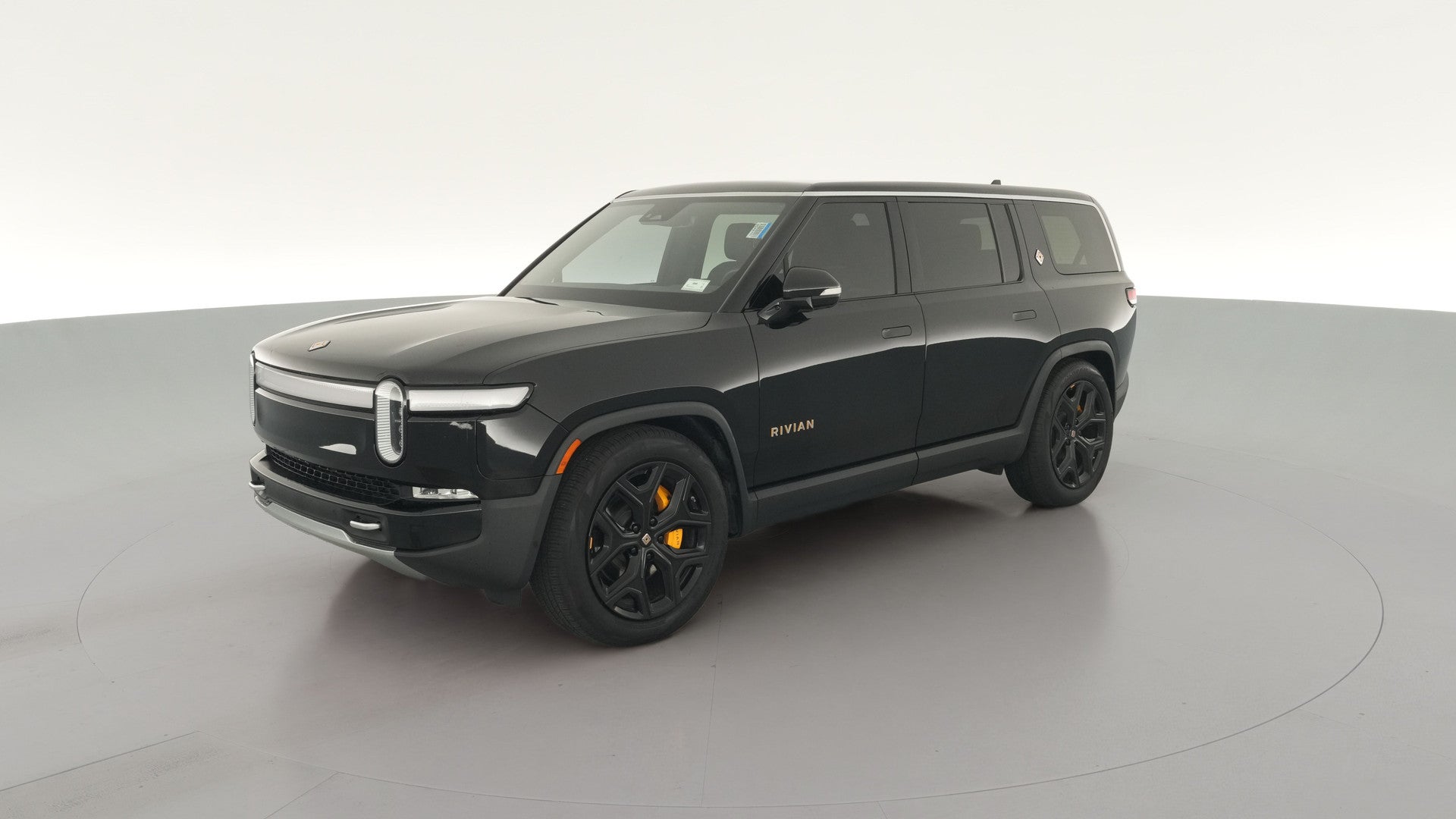 2023 Rivian R1S vehicle photo