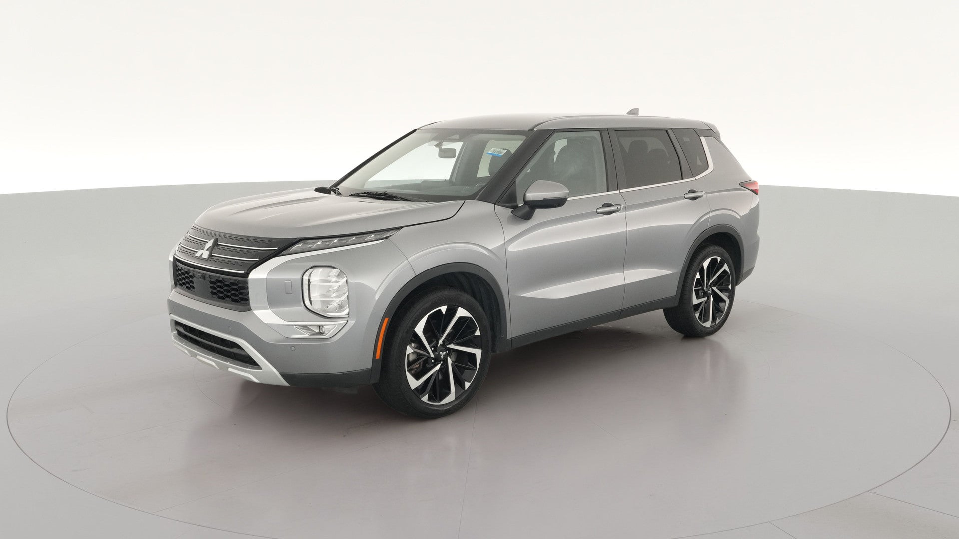 2024 Mitsubishi Outlander vehicle photo