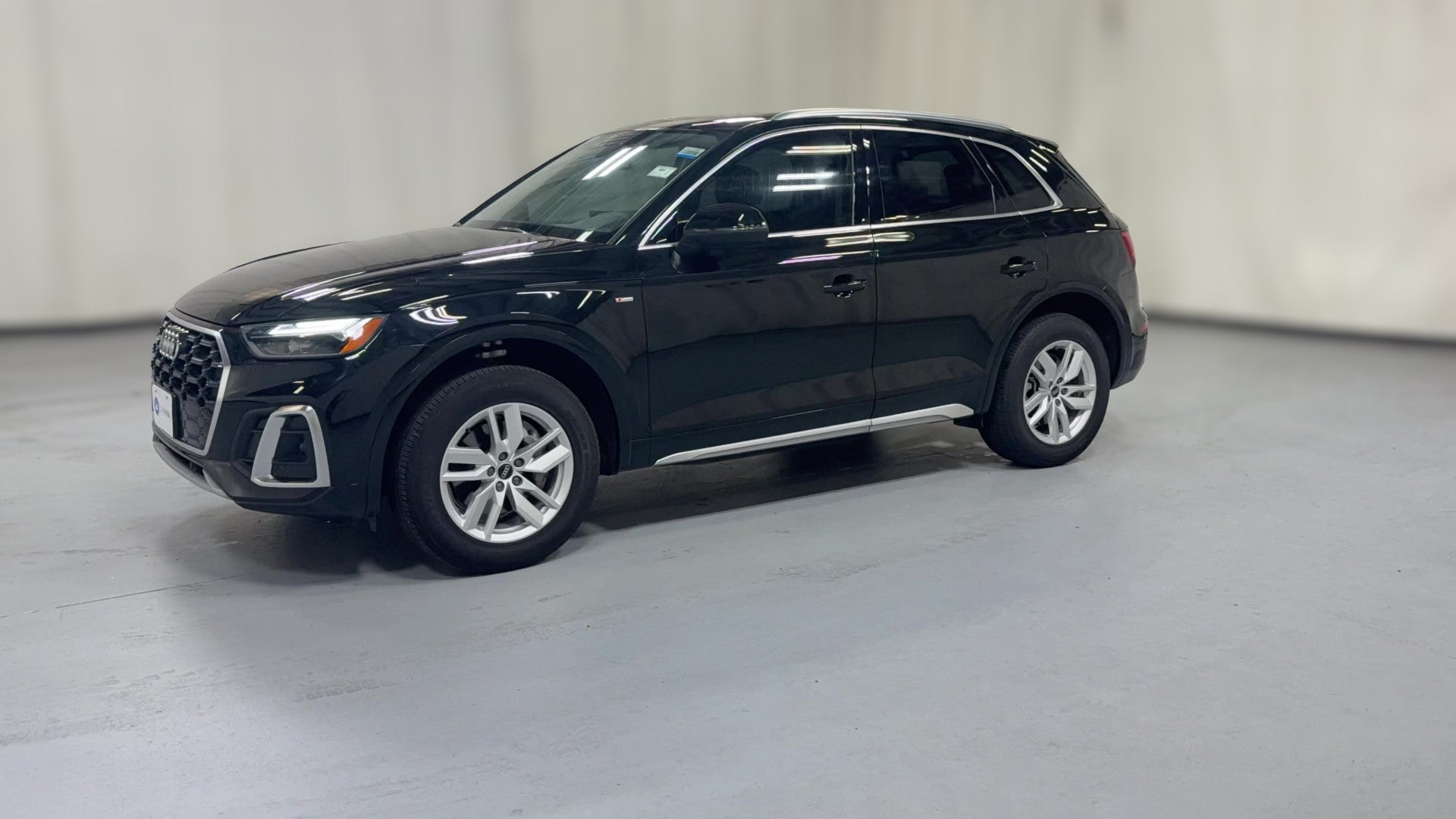 2024 Audi Q5 vehicle photo