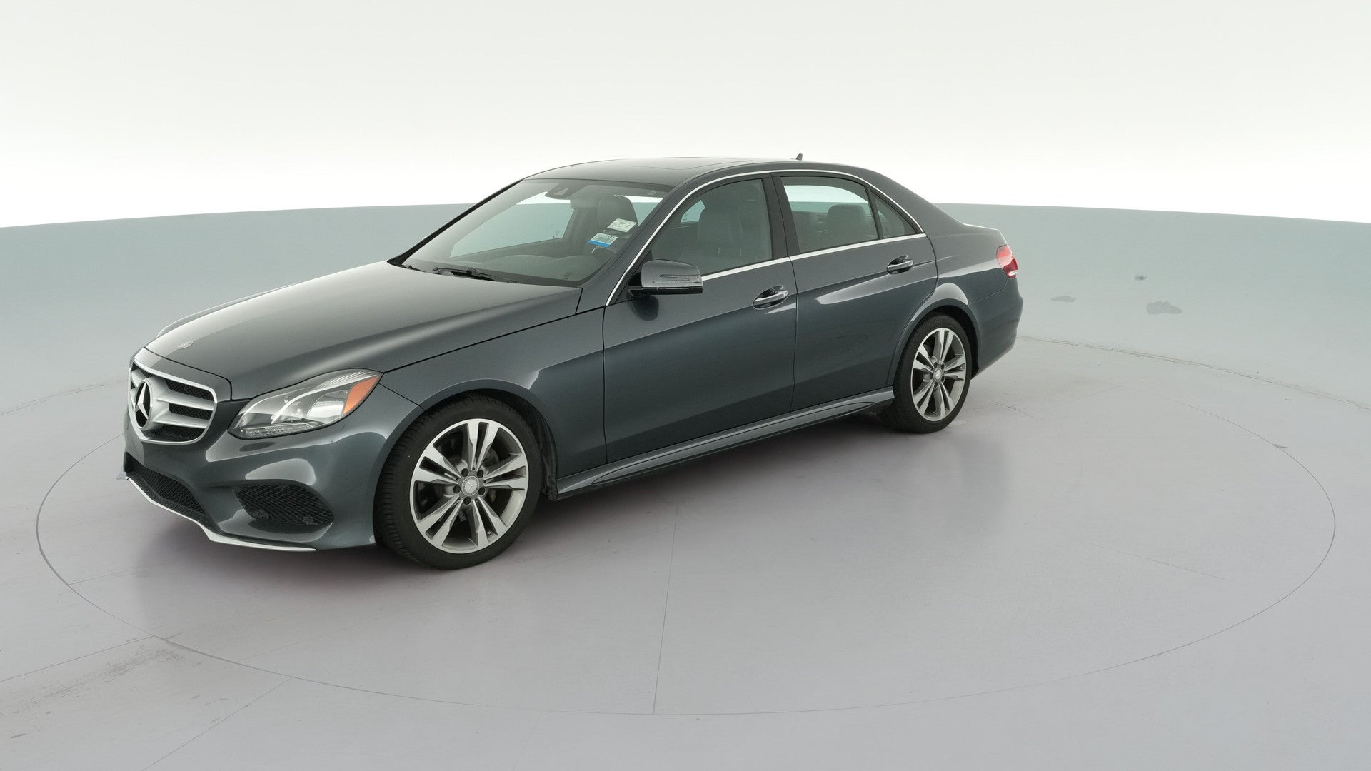 2016 Mercedes-Benz E-Class vehicle photo