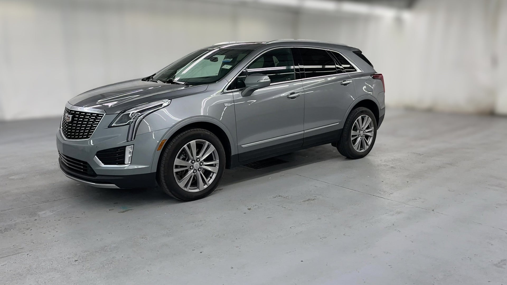 2024 Cadillac XT5 vehicle photo