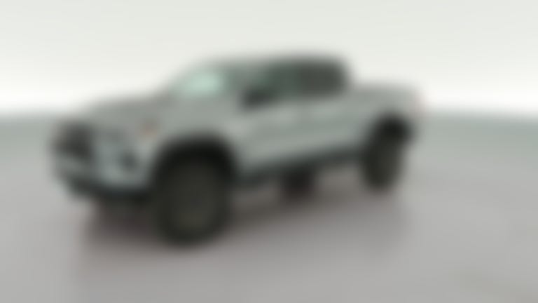2025 Chevrolet Colorado Crew Cab vehicle photo