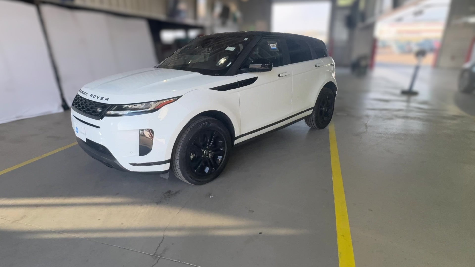 2020 Land Rover Range Rover Evoque vehicle photo