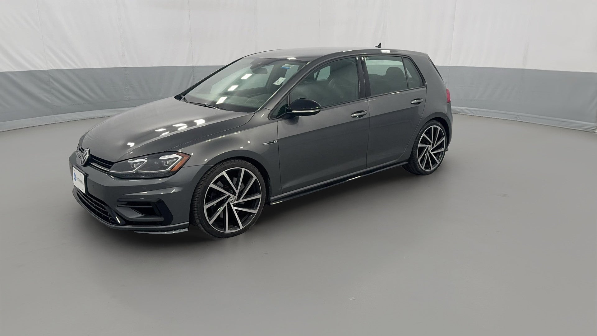 2019 Volkswagen Golf R vehicle photo
