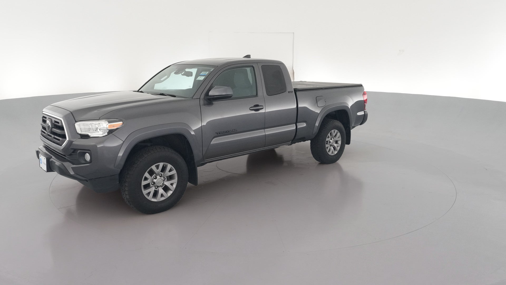 2019 Toyota Tacoma Access Cab vehicle photo