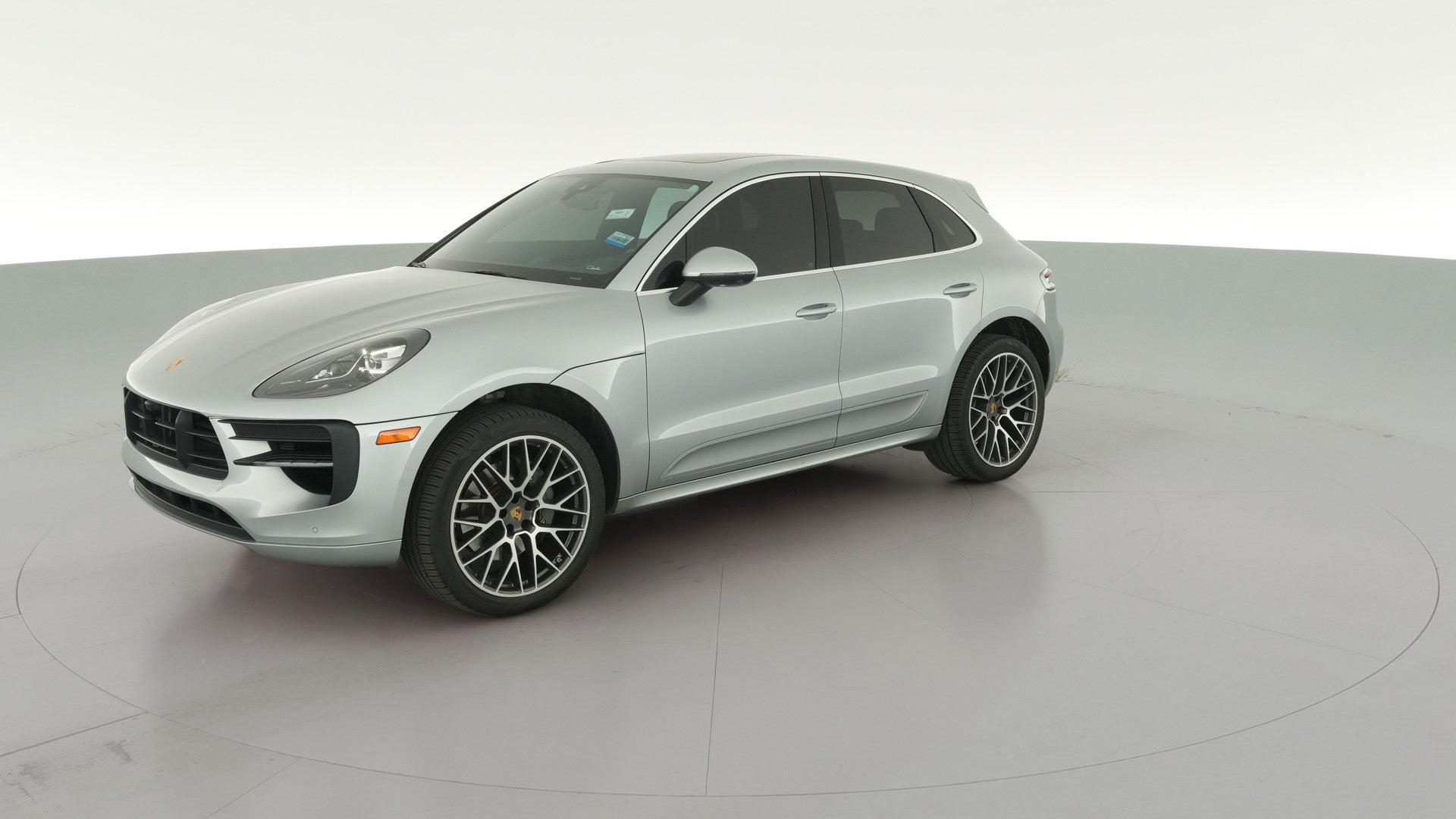 2020 Porsche Macan vehicle photo