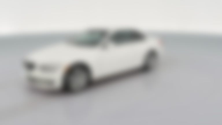 2013 BMW 3 Series vehicle photo