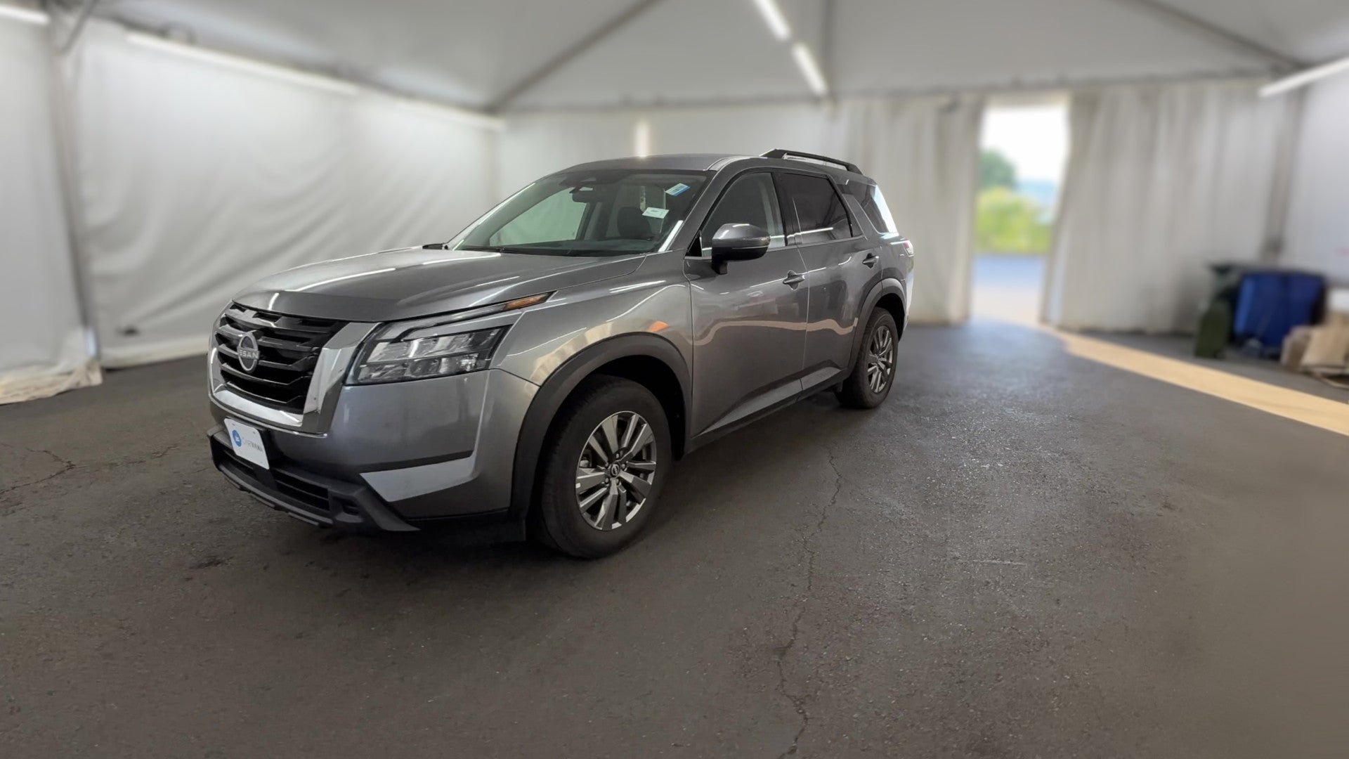 2025 Nissan Pathfinder vehicle photo