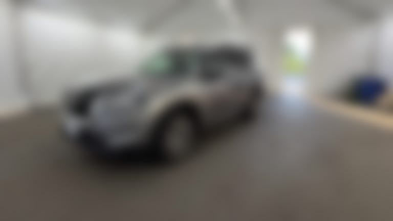 2025 Nissan Pathfinder vehicle photo
