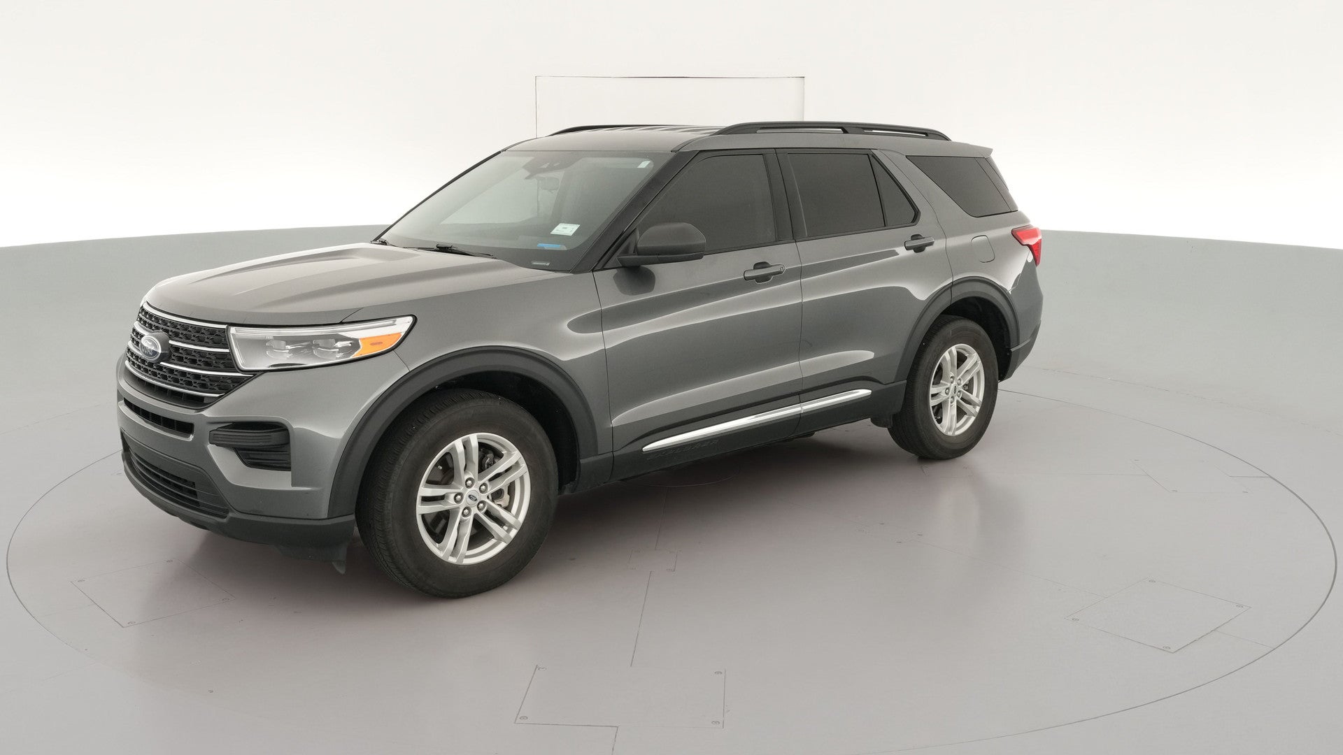 2024 Ford Explorer vehicle photo