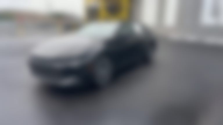 2025 Toyota Crown vehicle photo