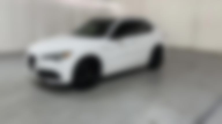 2022 Alfa Romeo Stelvio vehicle photo