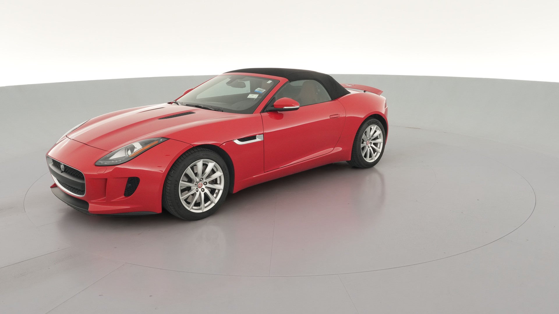 2014 Jaguar F-TYPE vehicle photo