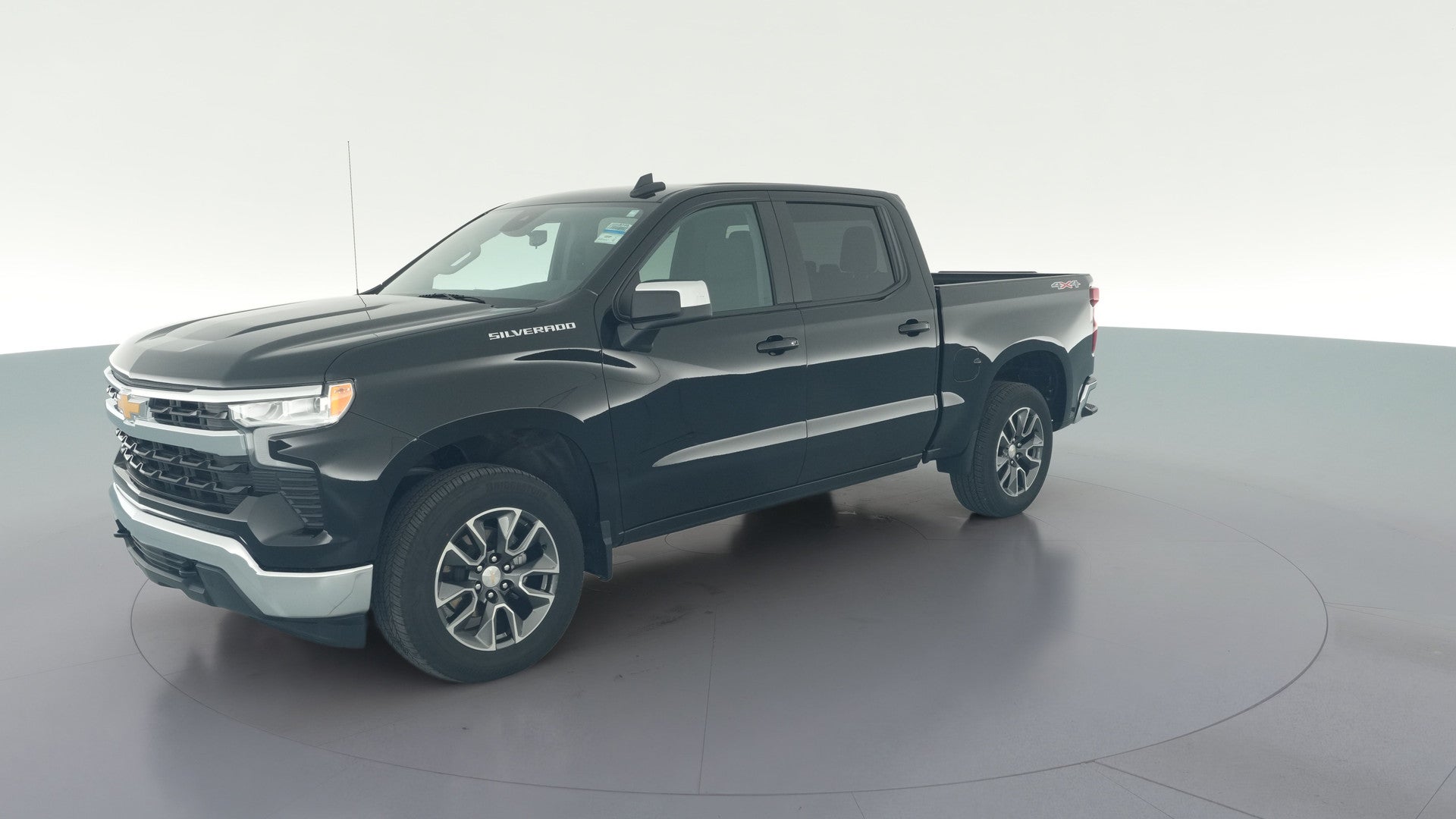 2024 Chevrolet Silverado 1500 Crew Cab vehicle photo