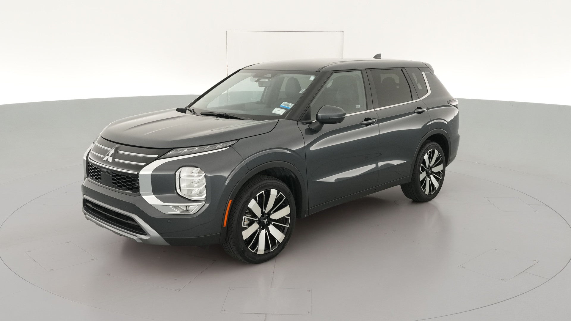 2025 Mitsubishi Outlander vehicle photo