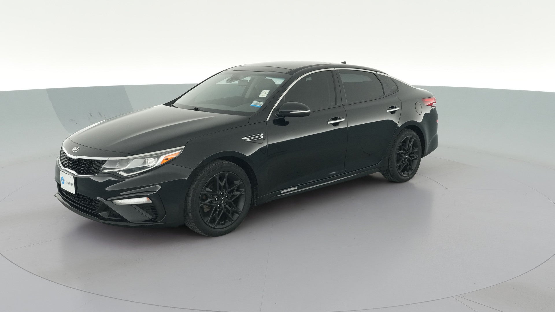 2020 Kia Optima vehicle photo