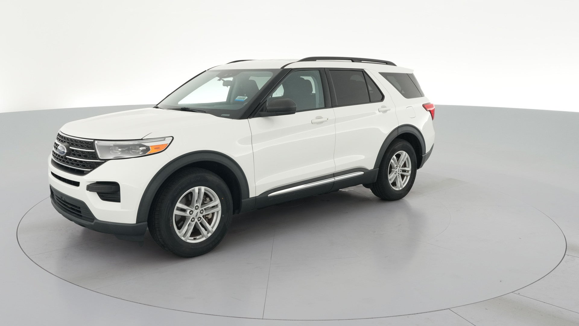 2022 Ford Explorer vehicle photo