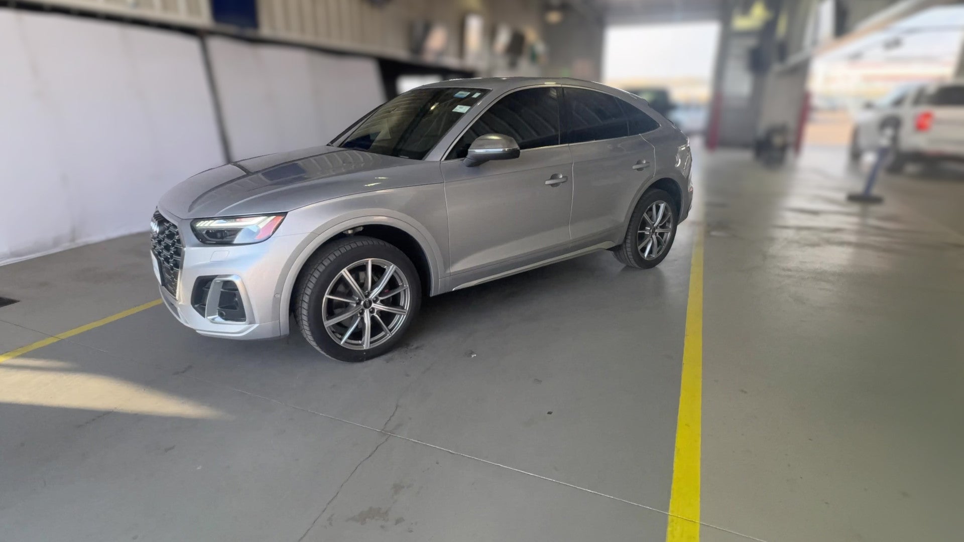 2023 Audi SQ5 Sportback vehicle photo