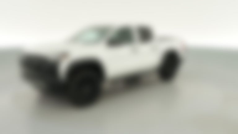 2025 Chevrolet Colorado Crew Cab vehicle photo