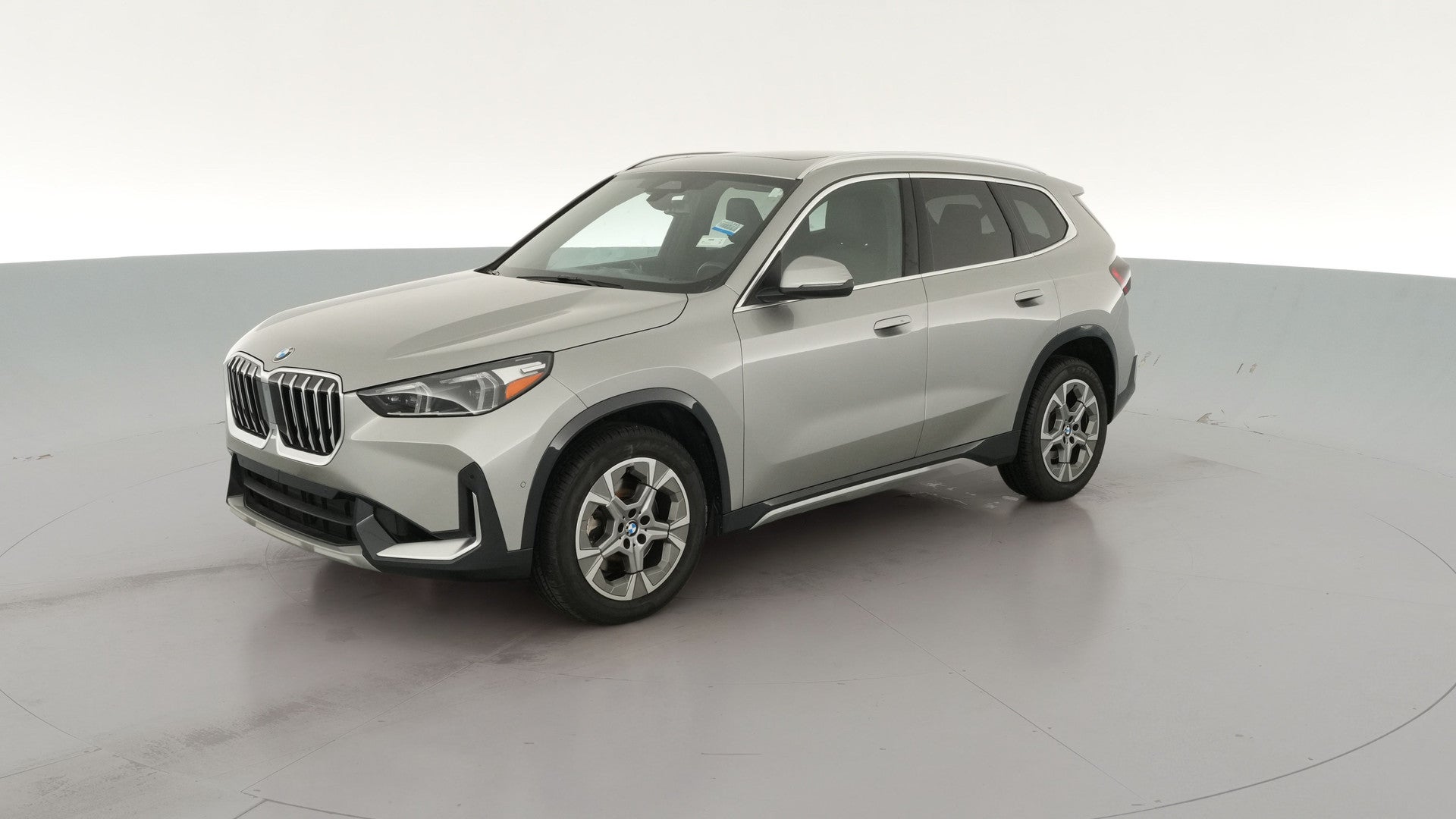 2025 BMW X1 vehicle photo