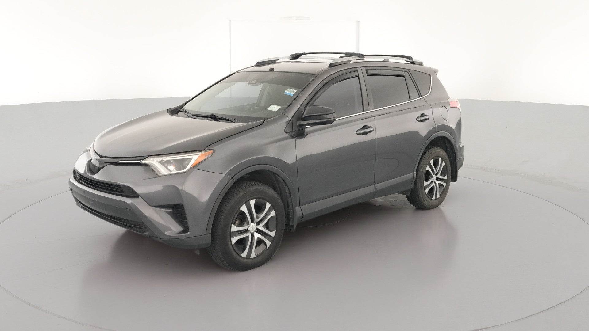 2018 Toyota RAV4 vehicle photo