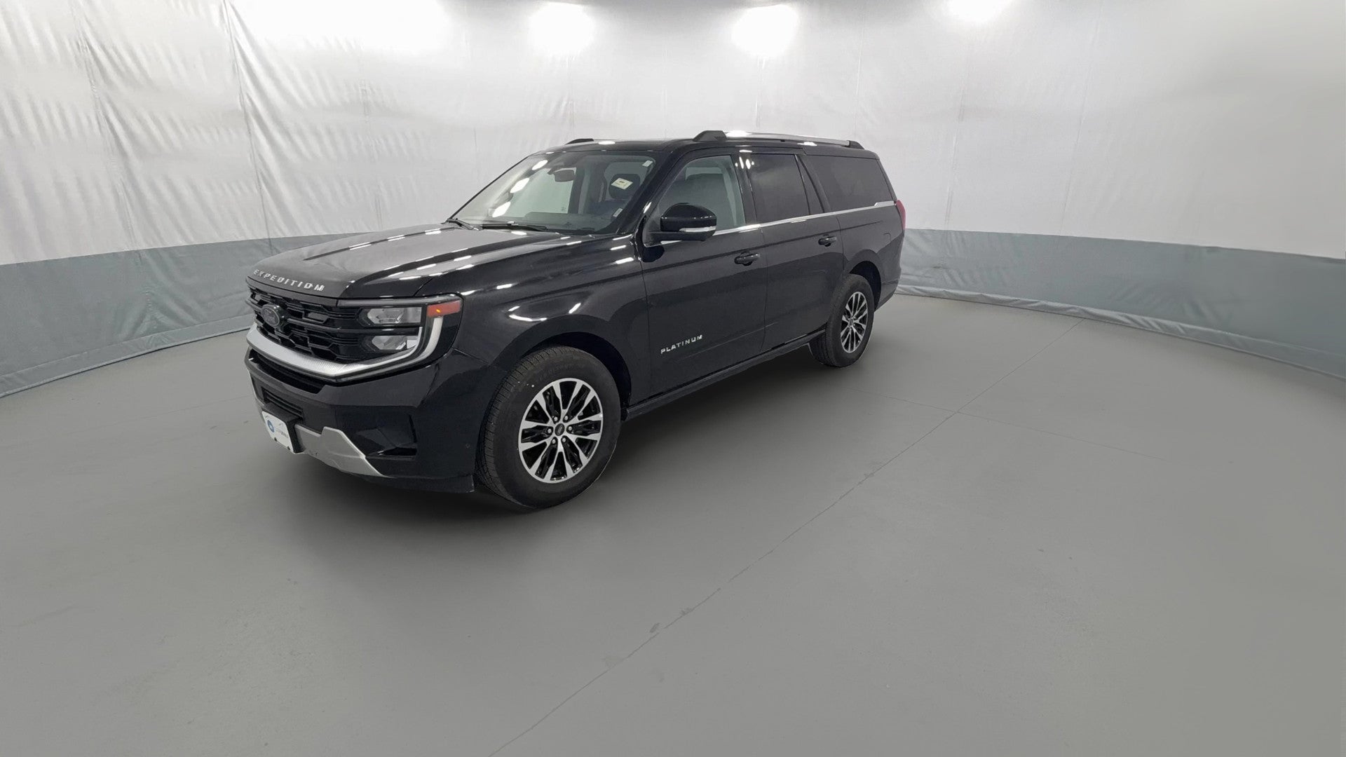 2025 Ford Expedition MAX vehicle photo
