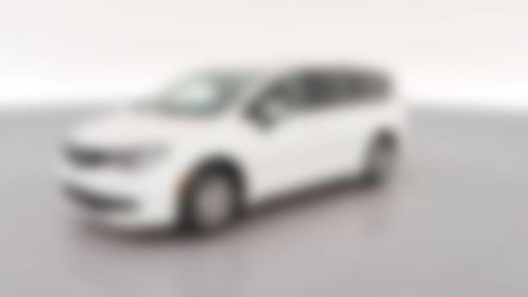2023 Chrysler Voyager vehicle photo