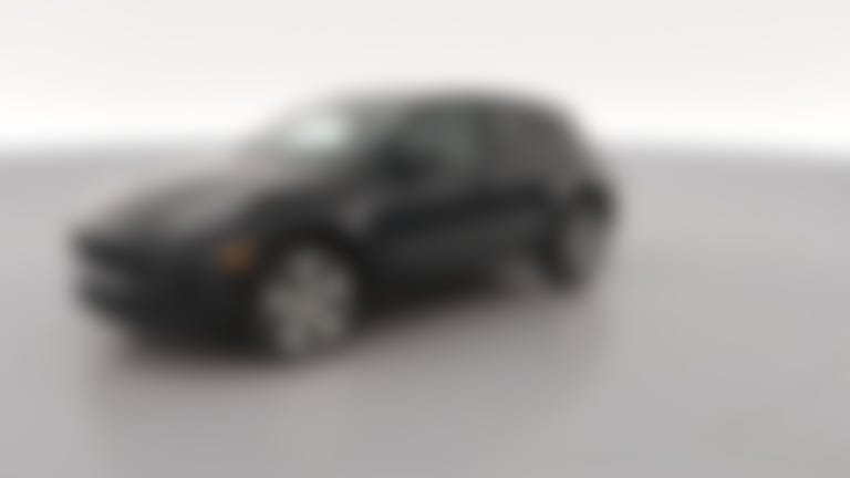 2022 Porsche Macan vehicle photo